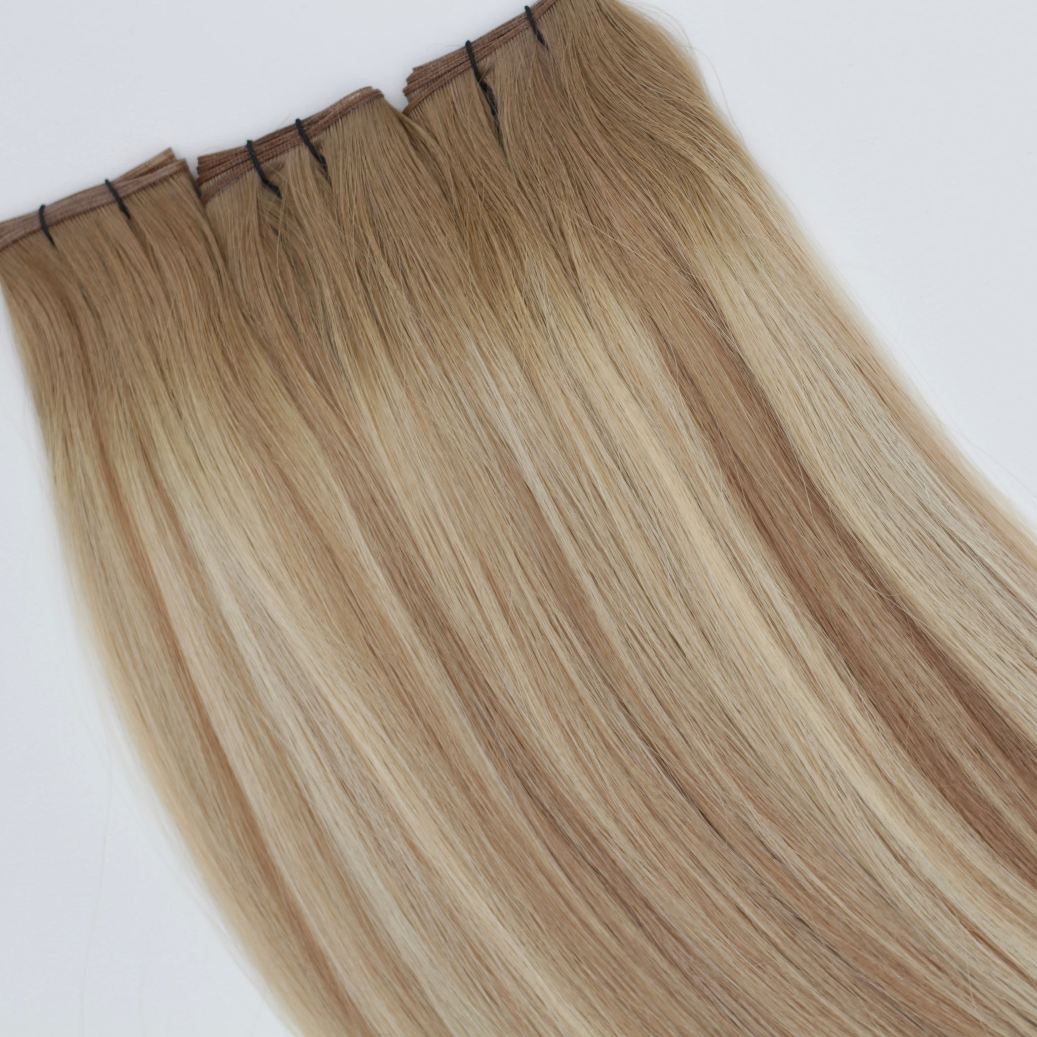 Rooted Autumn Blonde Piano - Keratin Flat Tips (Half Pack)